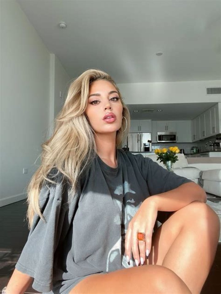 Alina Baraz on Twitter "https// / Twitter